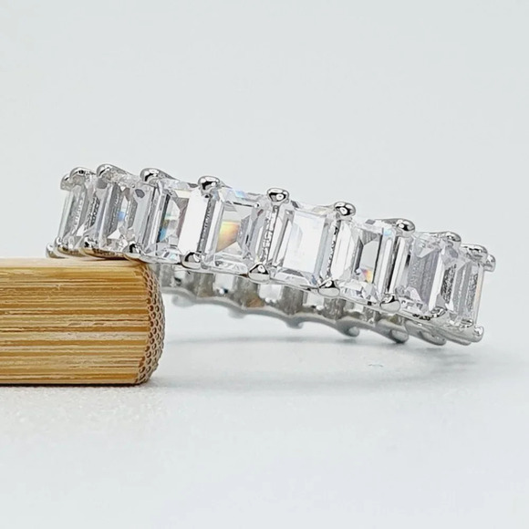 💎925 Sterling Silver Plated Clear CZ Eternity Wedding/Engagement Ring UN… - Picture 7 of 8